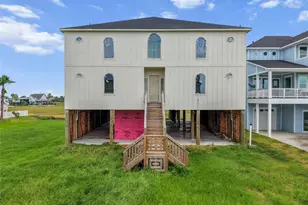 9305 Vista Bella, Galveston, TX 77554 - Photo 1