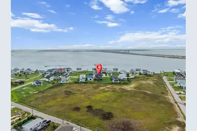 9305 Vista Bella, Galveston, TX 77554 - Photo 39