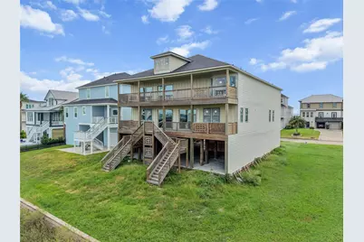 9305 Vista Bella, Galveston, TX 77554 - Photo 35