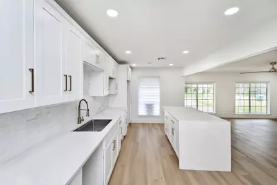 7210 Lumber Jack Drive, Houston, TX 77040 - Photo 9