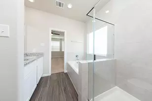 3874 Avalon Ln, Conroe, TX 77301 - Photo 13