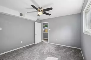 11026 Green Arbor Dr, Houston, TX 77089 - Photo 15
