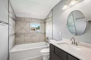 11026 Green Arbor Dr, Houston, TX 77089 - Photo 17