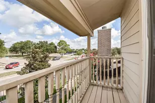 800 Country Pl Dr, Houston, TX 77079 - Photo 37