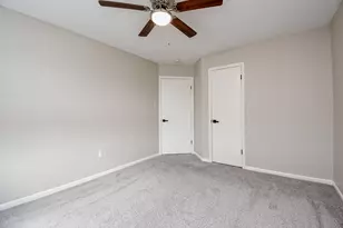 800 Country Pl Dr, Houston, TX 77079 - Photo 35