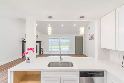 13130 Kingsmill Drive, Houston, TX 77478 - Photo 19
