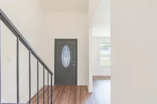 13130 Kingsmill Dr, Houston, TX 77478 - Photo 5
