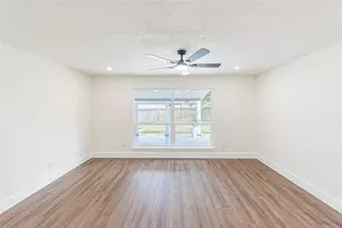13130 Kingsmill Dr, Houston, TX 77478 - Photo 25
