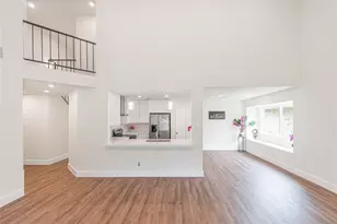 13130 Kingsmill Dr, Houston, TX 77478 - Photo 9