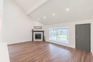 13130 Kingsmill Dr, Houston, TX 77478 - Photo 7