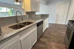 5109 Verdome Ln, Houston, TX 77092 - Photo 5
