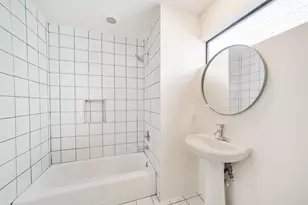 2518 Mason St, Houston, TX 77006 - Photo 31