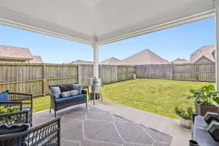 122 Comal Dr, Baytown, TX 77523 - Photo 31