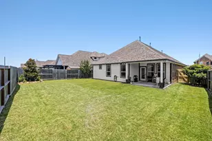 122 Comal Dr, Baytown, TX 77523 - Photo 33