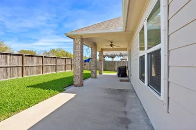 223 Harbor Bend Lane, Dickinson, TX 77539 - Photo 25