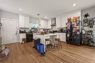 1619 Dumble St, Houston, TX 77023 - Photo 7