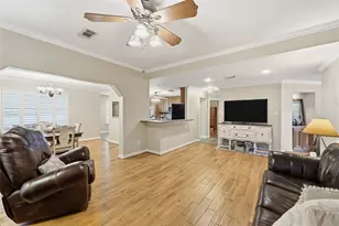 16210 Bluebird St, Santa Fe, TX 77517 - Photo 5