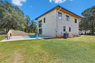 10429 Longstreet Rd, Willis, TX 77318 - Photo 33