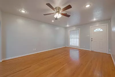 306 Graceland Street, Houston, TX 77009 - Photo 9
