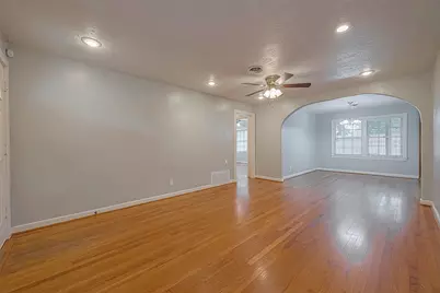 306 Graceland Street, Houston, TX 77009 - Photo 11