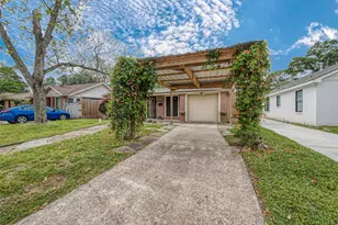 306 Graceland St, Houston, TX 77009 - Photo 7