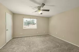 3638 Village Grove Dr, Humble, TX 77396 - Photo 33