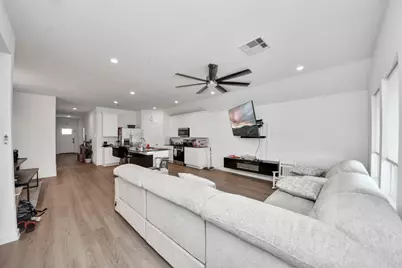 7719 Lavender Jade Drive, Iowa Colony, TX 77583 - Photo 17