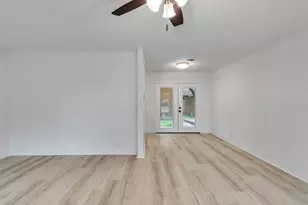 3915 Brumbelow St, Rosenberg, TX 77471 - Photo 11