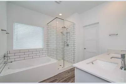 10011 Angelina Woods Lane, Conroe, TX 77384 - Photo 23