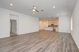 10011 Angelina Woods Ln, Conroe, TX 77384 - Photo 19