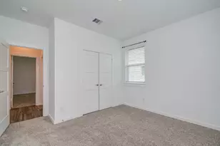 10011 Angelina Woods Ln, Conroe, TX 77384 - Photo 7