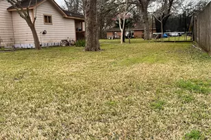 1701 W Humble St, Baytown, TX 77520 - Photo 19