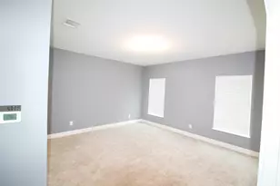 111 10th St, Shepherd, TX 77371 - Photo 9