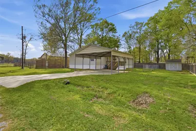 210 Nassau Lane, Point Blank, TX 77364 - Photo 5