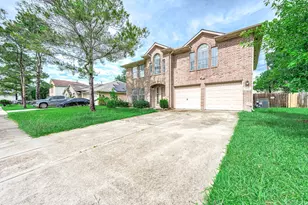 8823 Emerald Heights Ln, Houston, TX 77083 - Photo 31