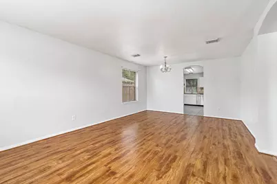 8823 Emerald Heights Lane, Houston, TX 77083 - Photo 13