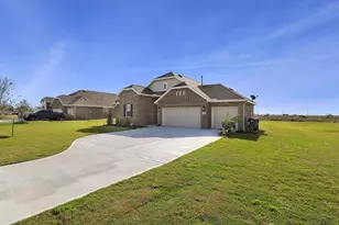406 Cane Xing Lk Dr, Sealy, TX 77474 - Photo 5