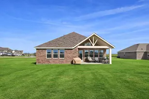 406 Cane Xing Lk Dr, Sealy, TX 77474 - Photo 27