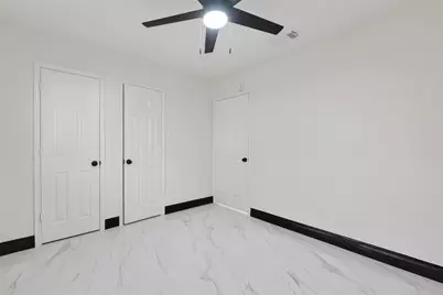 10703 White Bridge Lane, Sugar Land, TX 77498 - Photo 23