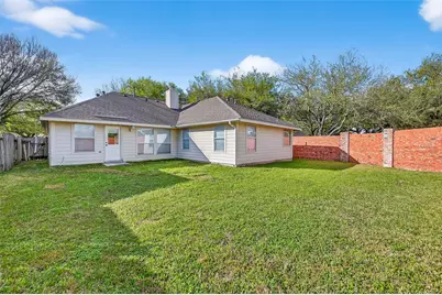 10703 White Bridge Lane, Sugar Land, TX 77498 - Photo 35