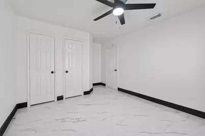 10703 White Bridge Lane, Sugar Land, TX 77498 - Photo 27