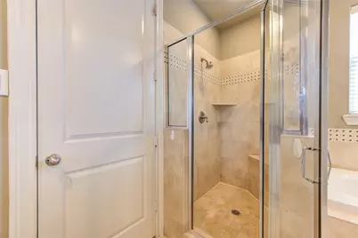 1110 Sherwood Trail, Houston, TX 77043 - Photo 13