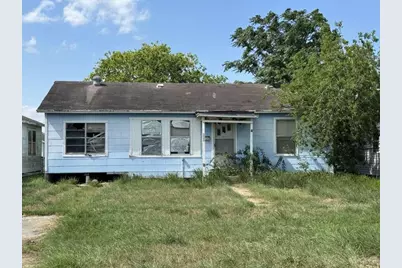 407 E 2nd Street, Bishop, TX 78343 - Photo 3