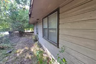 617 Grayson St, Pottsboro, TX 75076 - Photo 3
