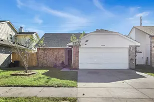 13535 Bonilla Ln, Houston, TX 77083 - Photo 3