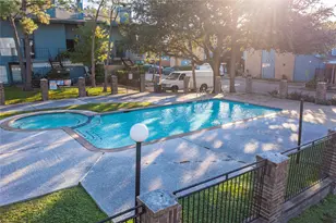 10001 Westpark Dr, Houston, TX 77042 - Photo 17