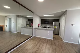 10001 Westpark Dr, Houston, TX 77042 - Photo 5