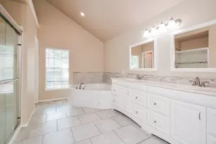 10 Ridgecross Pl, The Woodlands, TX 77381 - Photo 19