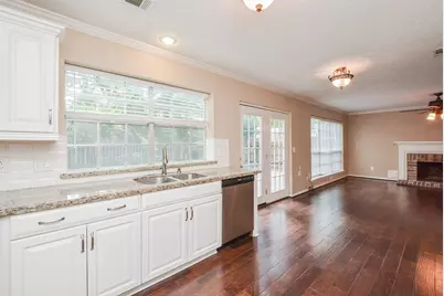 10 Ridgecross Place, The Woodlands, TX 77381 - Photo 9