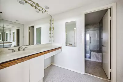 49 Briar Hollow Lane #1503, Houston, TX 77027 - Photo 17
